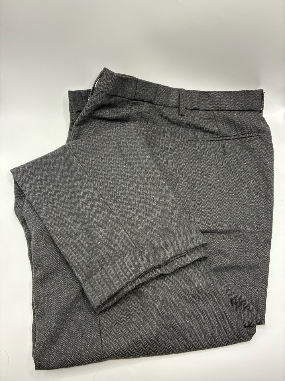 Men's Gray Herringbone Dress Slacks XL 36-37/33”
